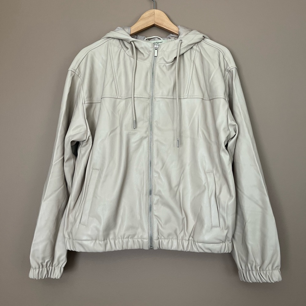 {Iris} Faux Leather Hooded Bomber Jacket in Oyster - Womens Large - NWT